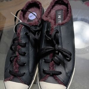Black and Burgundy Women's Sneakers